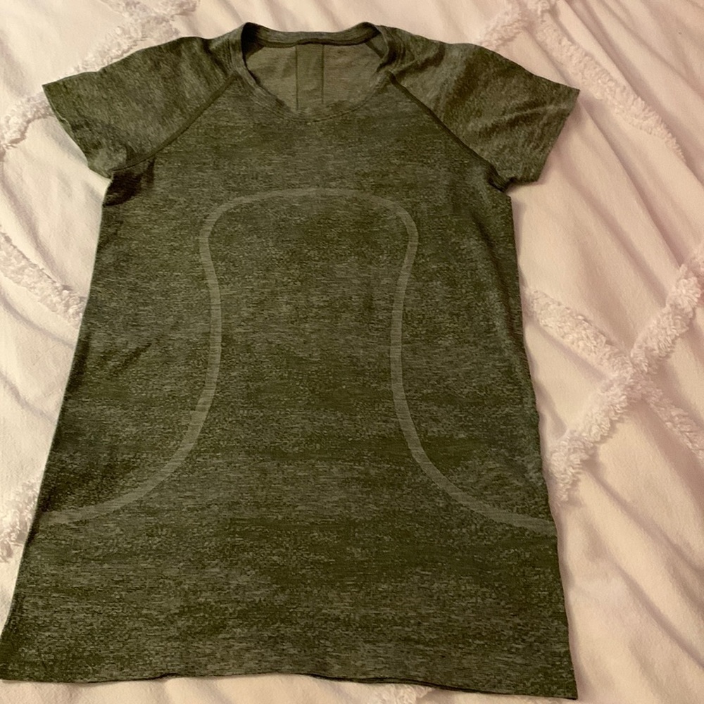 Lululemon swiftly tech size 8